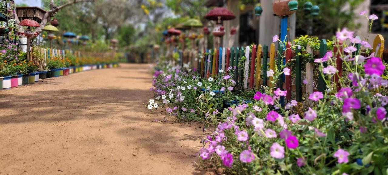 Panchobon Art Resort Shānti Niketan Exteriér fotografie